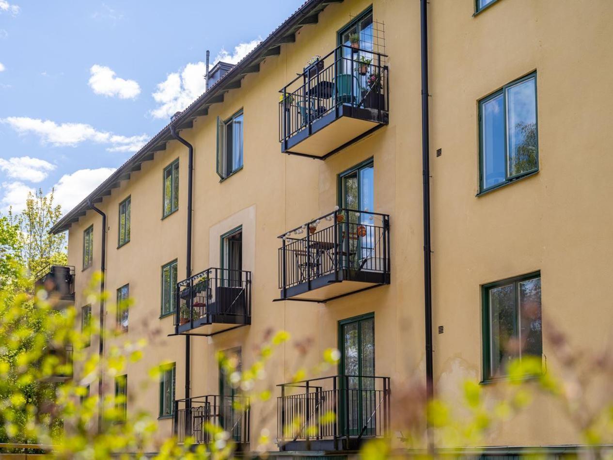 Entire Apartment Stockholm Exterior photo